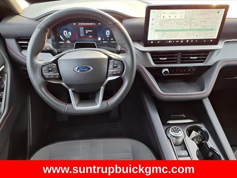 Used 2025 Ford Explorer ST-Line w/ ST-Line Street Pack image 7