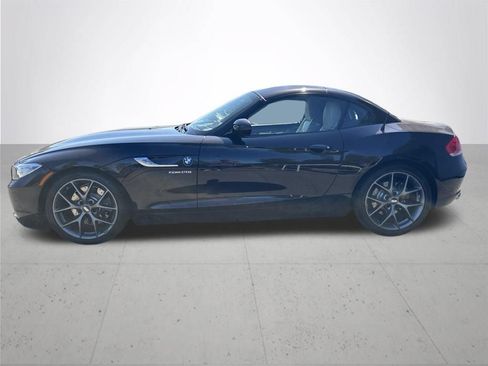 Used 2015 BMW Z4 sDrive28i RWD image 2