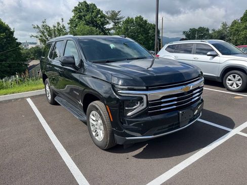 Used 2025 Chevrolet Tahoe LT AWD/4WD image 7