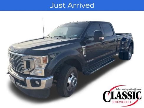 Used 2022 Ford F350 Lariat w/ Lariat Ultimate Package image 5