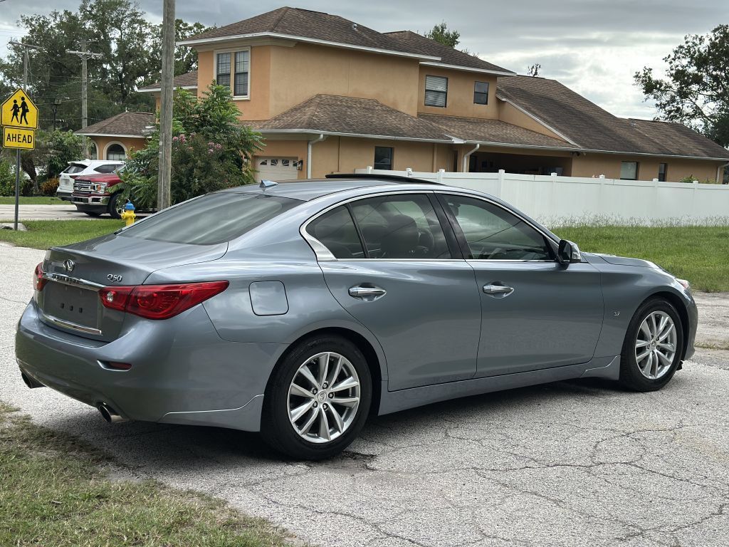 Used 2015 INFINITI Q50 Premium w/ Navigation Package RWD image 14