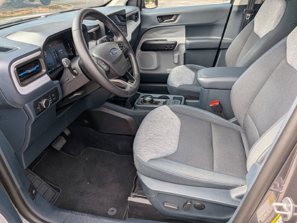 Used 2025 Ford Maverick XLT w/ XLT Luxury Package AWD/4WD image 15