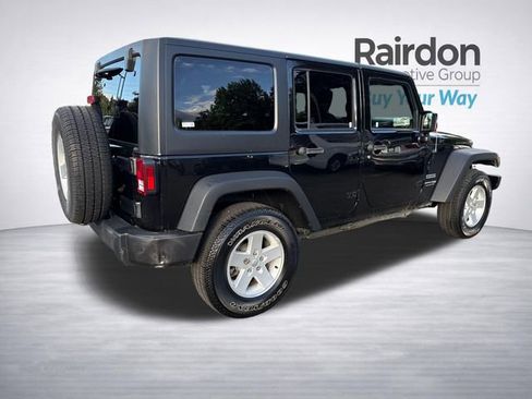Used 2018 Jeep Wrangler Unlimited Sport S AWD/4WD image 7