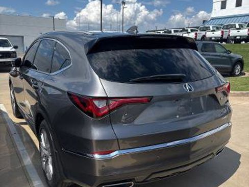 Used 2023 Acura MDX SH-AWD w/ Advance Package image 4