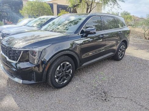 Certified 2025 Kia Sorento S w/ Panoramic Sunroof Package FWD image 22