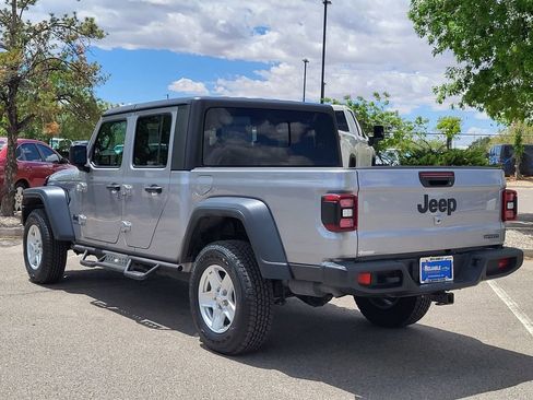 Used 2020 Jeep Gladiator Sport w/ Quick Order Package 24S AWD/4WD image 3