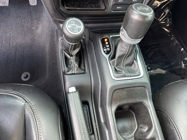 Used 2021 Jeep Wrangler Unlimited Sahara AWD/4WD image 21