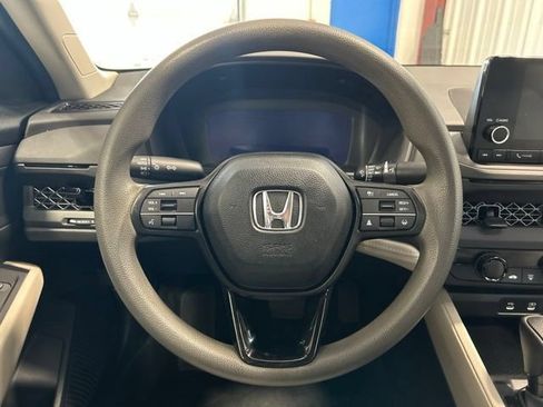 Used 2023 Honda Accord LX image 16