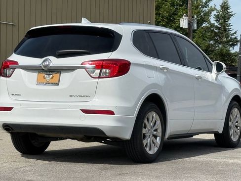 Used 2017 Buick Envision Essence FWD image 5