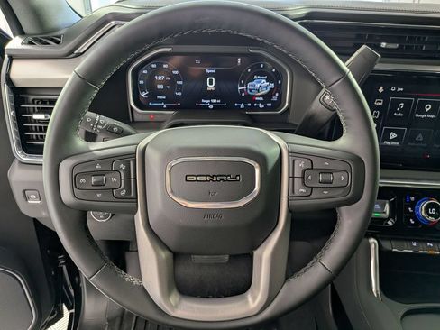 Used 2026 GMC Sierra 2500 Denali AWD/4WD image 12