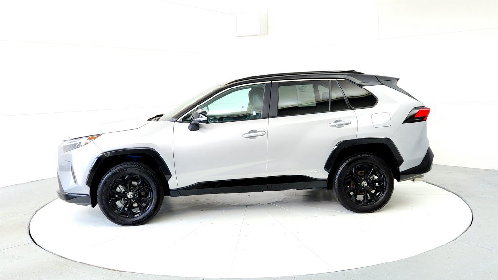 Certified 2024 Toyota RAV4 XSE w/ Advanced Technology Package AWD/4WD image 3
