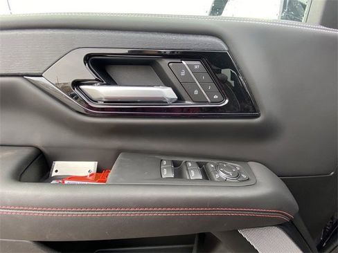 New 2026 GMC Yukon XL AT4 Ultimate image 13