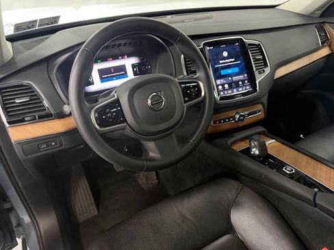 Used 2023 Volvo XC90 T8 Plus AWD/4WD image 11