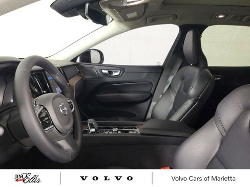 Used 2023 Volvo XC60 B5 Plus w/ Climate Package image 23