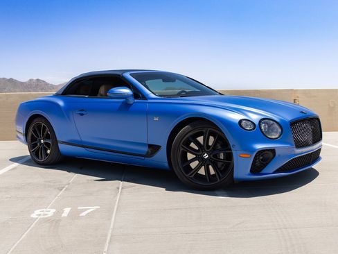 Used 2020 Bentley Continental GT V8 AWD/4WD image 11