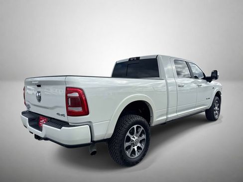 Used 2023 RAM 2500 Limited AWD/4WD image 3