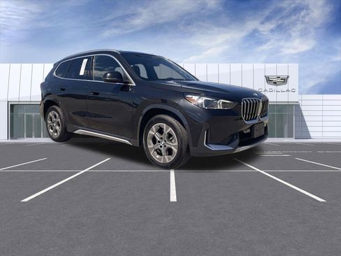 Used 2025 BMW X1 xDrive28i AWD/4WD image 2