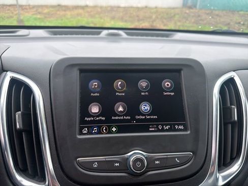 Used 2022 Chevrolet Equinox LT w/ Driver Convenience Package AWD/4WD image 16