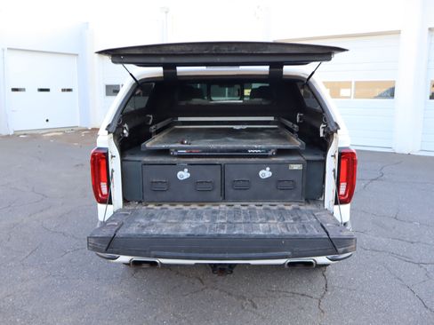 Used 2022 GMC Sierra 1500 AT4 w/ AT4 Premium Package AWD/4WD image 14