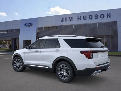 New 2026 Ford Explorer Platinum RWD image 4