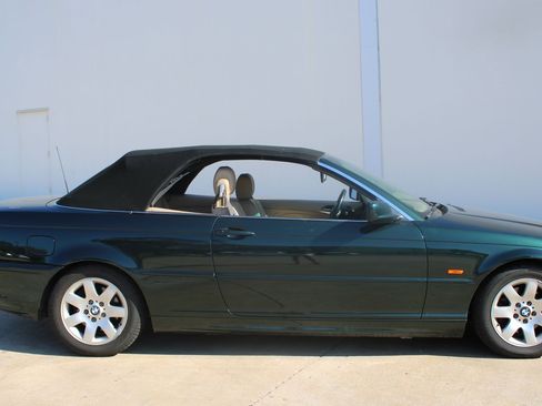Used 2001 BMW 325Ci Convertible RWD image 22