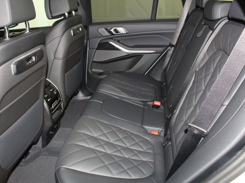 New 2026 BMW X5 xDrive40i w/ M Sport Package image 12