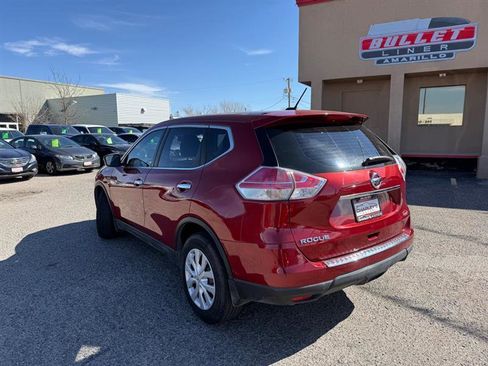Used 2015 Nissan Rogue S image 2