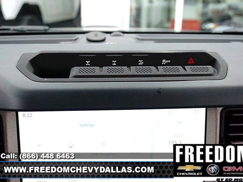 Used 2024 Ford Bronco Outer Banks image 16