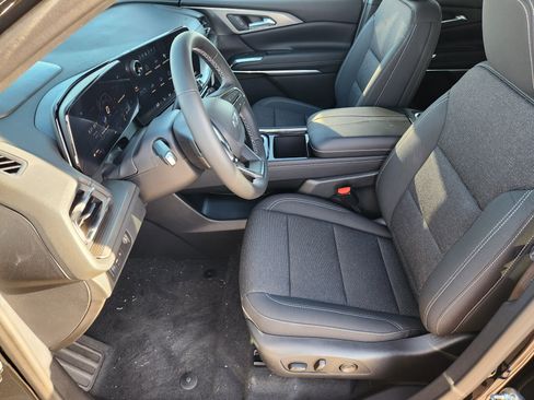 New 2026 Chevrolet Traverse LT w/ Midnight/Sport Edition FWD image 10