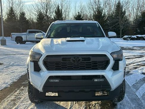 New 2026 Toyota Tacoma TRD Sport w/ TRD Sport Premium Package image 6