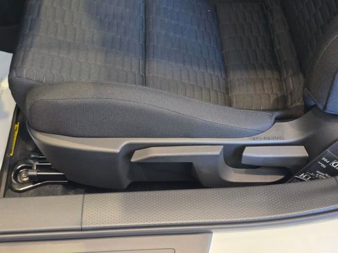 New 2026 Toyota GR86 w/ ALL Weather Mat Package (TMS) RWD image 17
