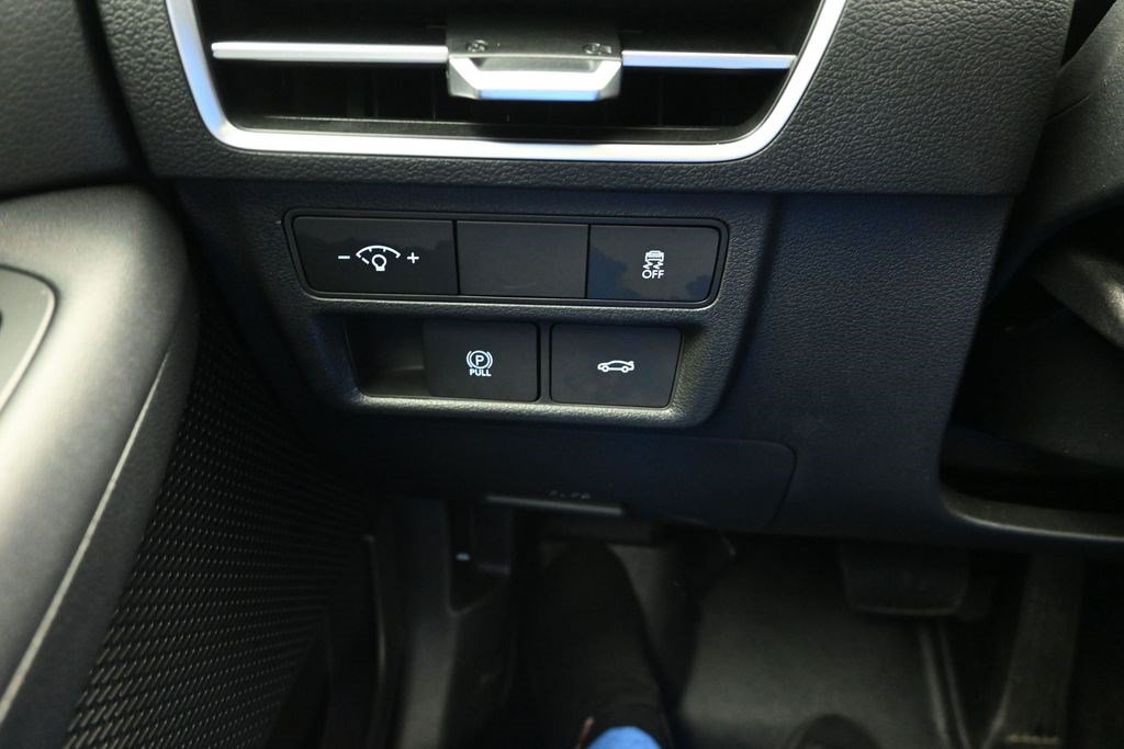 Used 2026 Hyundai Sonata SEL FWD image 22