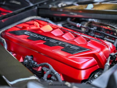 Used 2020 Chevrolet Corvette Stingray Premium Cpe w/ 3LT Preferred Equipment Group image 24