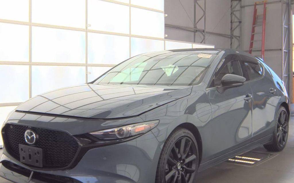Used 2021 MAZDA MAZDA3 Hatchback w/Premium Plus Pkg AWD/4WD image 6