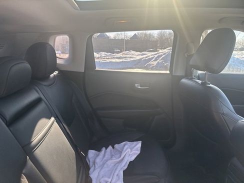 Used 2020 Jeep Compass Latitude image 12