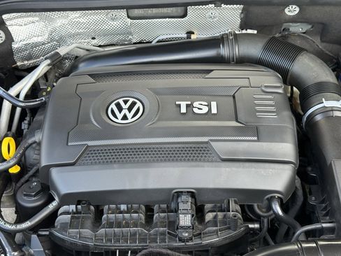 Used 2014 Volkswagen Beetle R-Line image 26