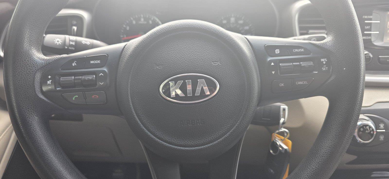 Used 2016 Kia Sorento FWD image 15
