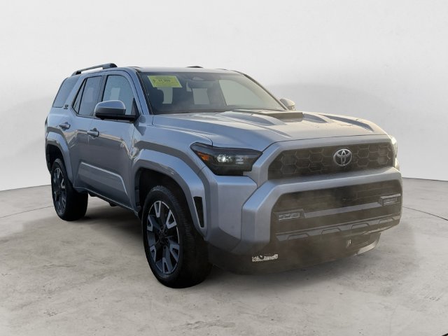 Used 2025 Toyota 4Runner TRD Sport Premium AWD/4WD image 3
