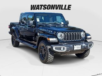 New 2025 Jeep Gladiator Willys 360° Tour