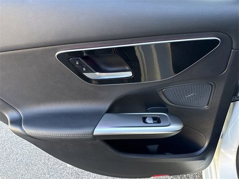Used 2024 Mercedes-Benz C 300 Sedan image 28