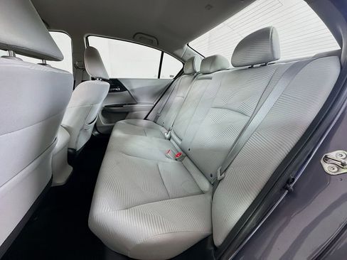 Certified 2017 Honda Accord LX image 4