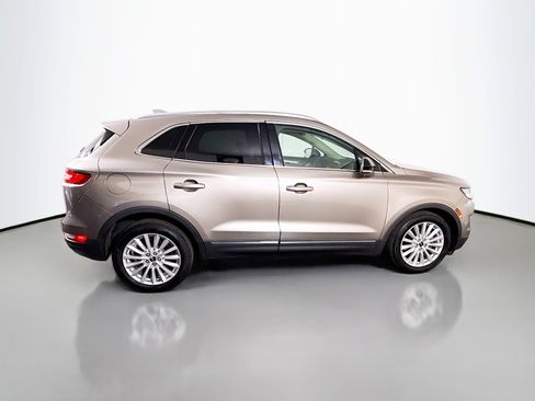 Used 2019 Lincoln MKC Premiere FWD image 11