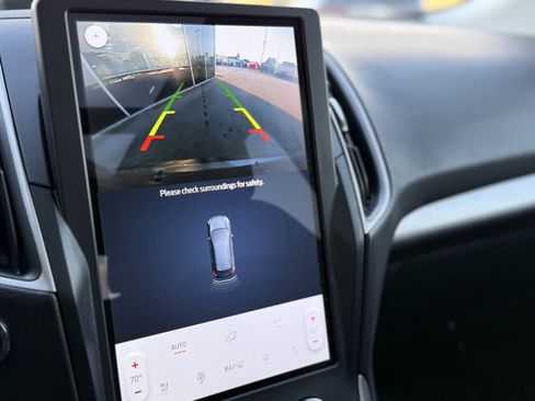 Used 2024 Ford Edge SEL w/ Convenience Package image 26