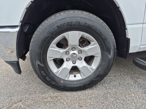 Used 2023 RAM 1500 Big Horn AWD/4WD image 9