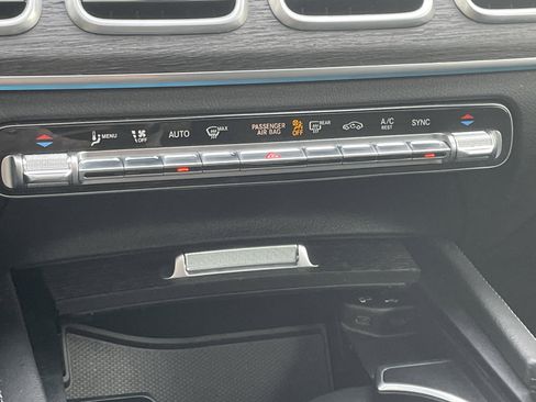 Certified 2022 Mercedes-Benz GLE 350 image 32