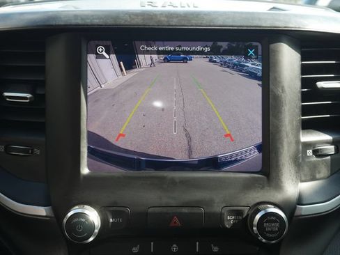 Used 2020 RAM 1500 Big Horn AWD/4WD image 5