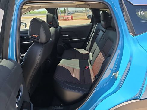New 2026 Nissan Kicks SR w/ SR Premium Package FWD image 26