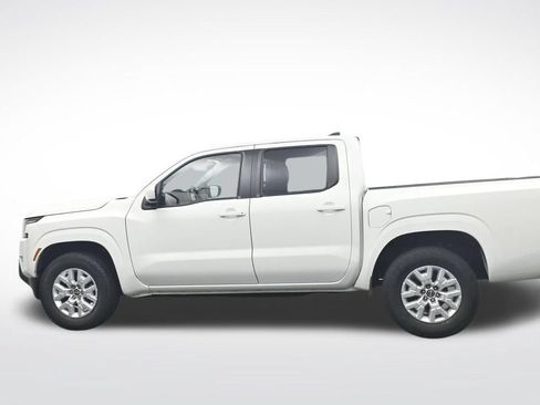 Used 2022 Nissan Frontier SV RWD image 10
