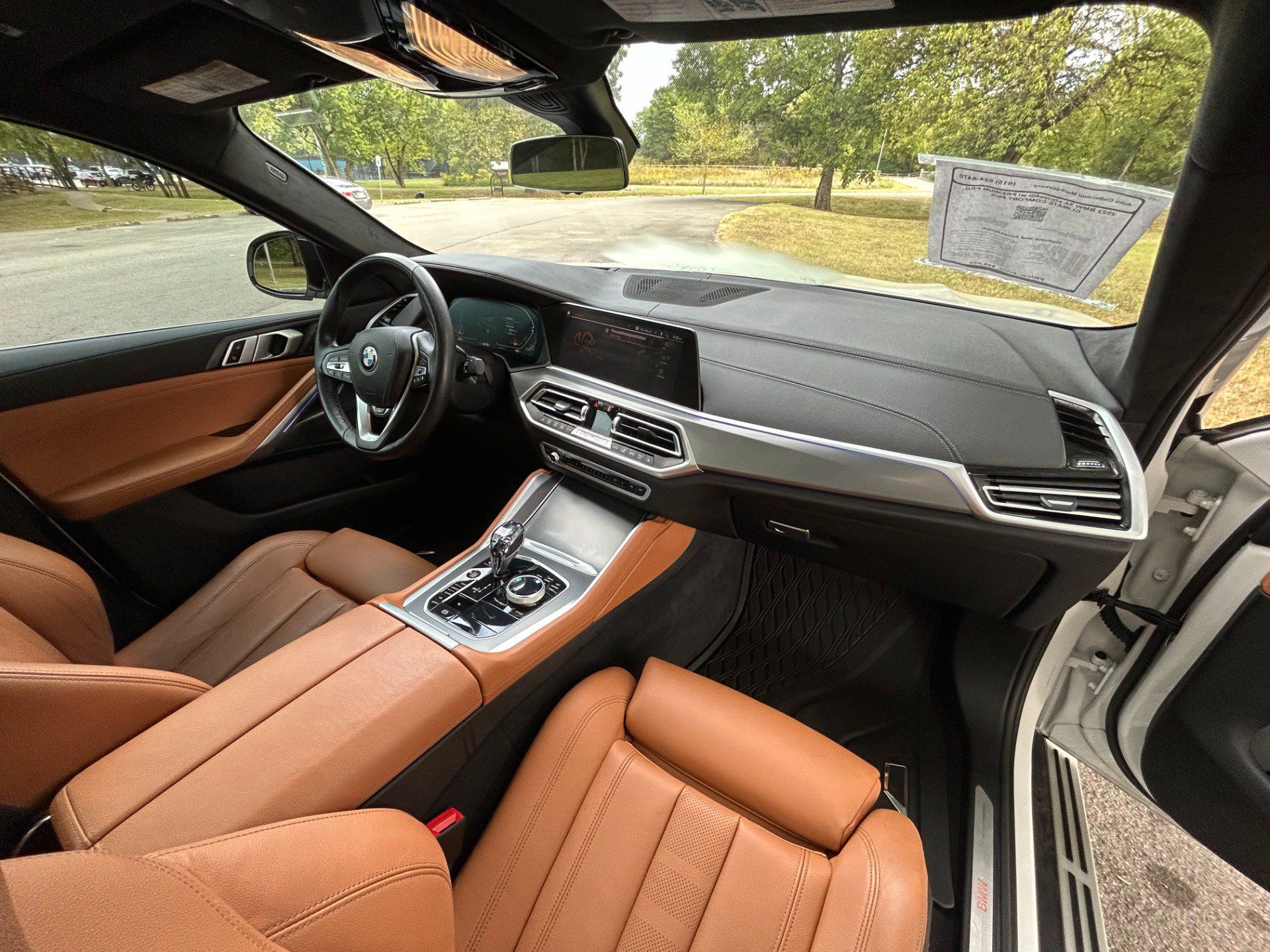 Used 2022 BMW X6 xDrive40i w/ Premium Package AWD/4WD image 10