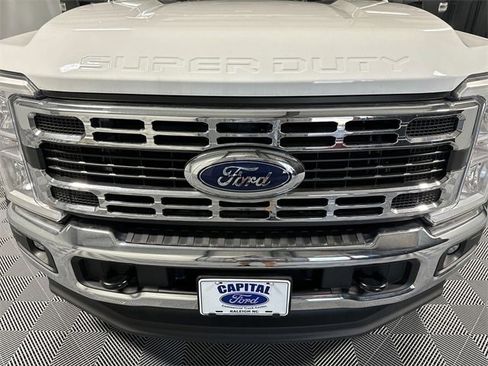 New 2023 Ford F550 4x4 Regular Cab Super Duty image 16